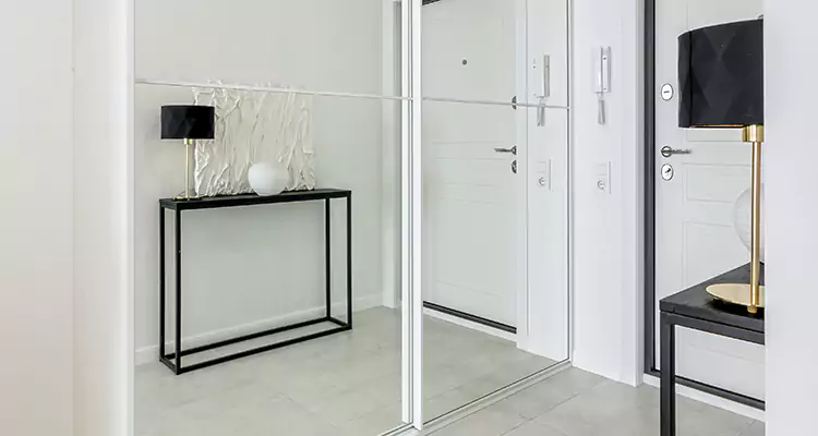 Mirrored Bifold Closet Doors Repair in Westchester, FL