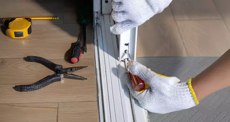 Screen Door Wheel Replacement in Westchester, FL