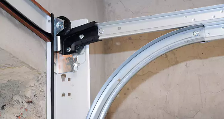 Maintain Liftmaster Garage Door Off Track in Westchester, FL