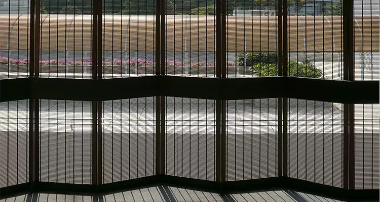 Front Screen Door Repair in Westchester, FL