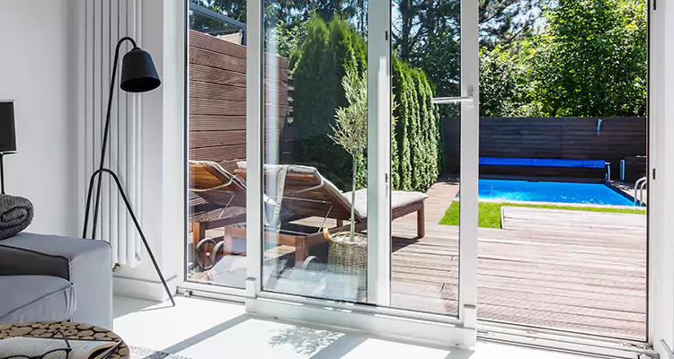 Fixing A Sliding Screen Door Roller in Westchester, FL